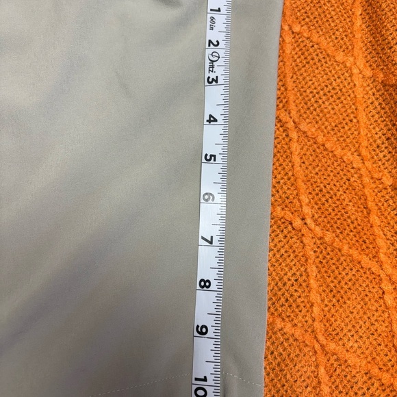 Adidas White Athletic Shorts for Active Comfort - Picture 4 of 6